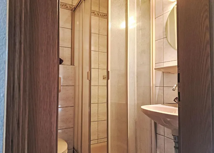 Apartamento Schwarzenegg By Interhome